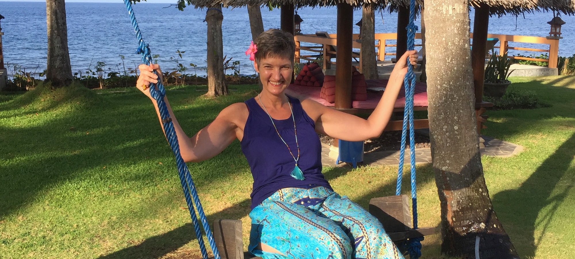 Meditation_auf_der_Schaukel_auf_Bali Meditation_auf_der_Schaukel_auf_Bali